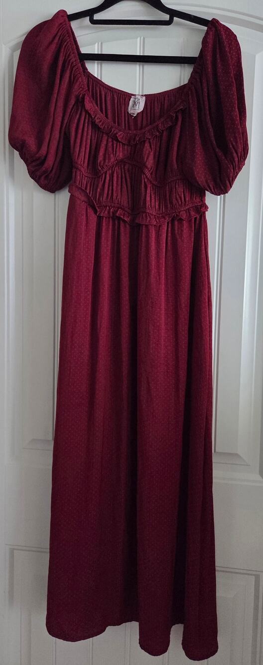 dRA Los Angeles Burgundy Swiss Dot Maxi Dress Women's Size XS
